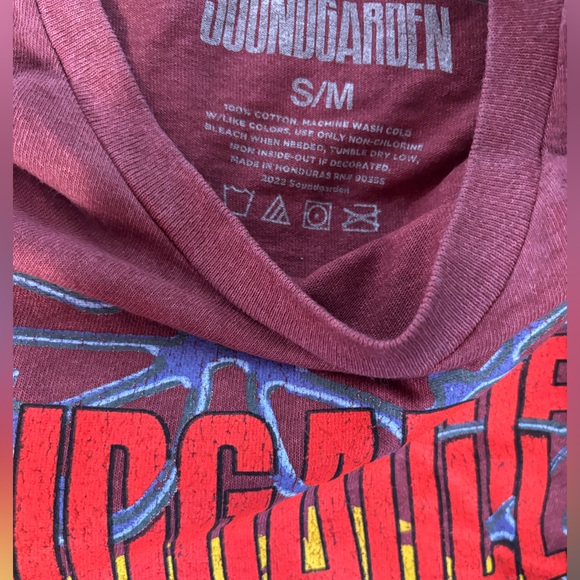 Soundgarden World Tour 1992 T Shirt - Picture 5 of 5